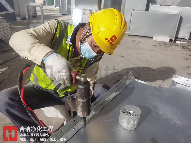 電子無(wú)塵車間的圖片